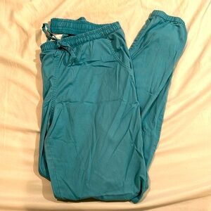 Buttersoft scrub joggers